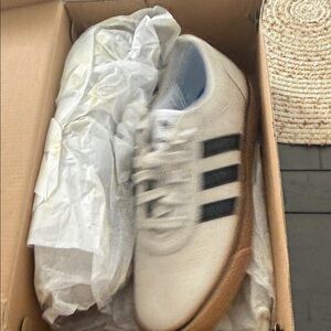 Adidas Classic White Shoes with Black Accents